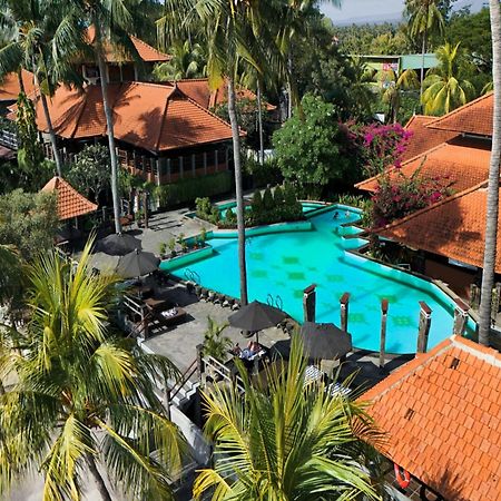 Nugraha Lovina Seaview Resort & Spa Exterior photo