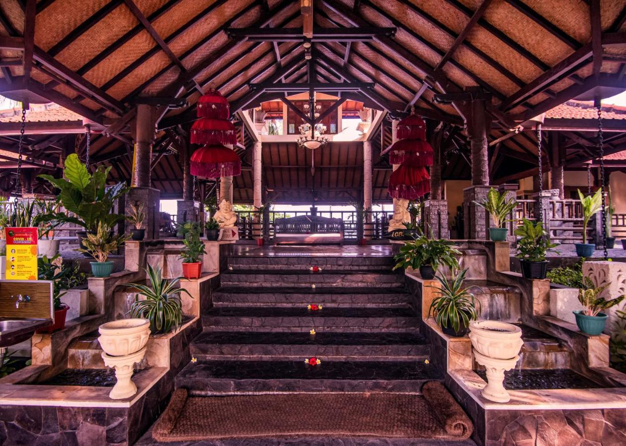 Nugraha Lovina Seaview Resort & Spa Exterior photo