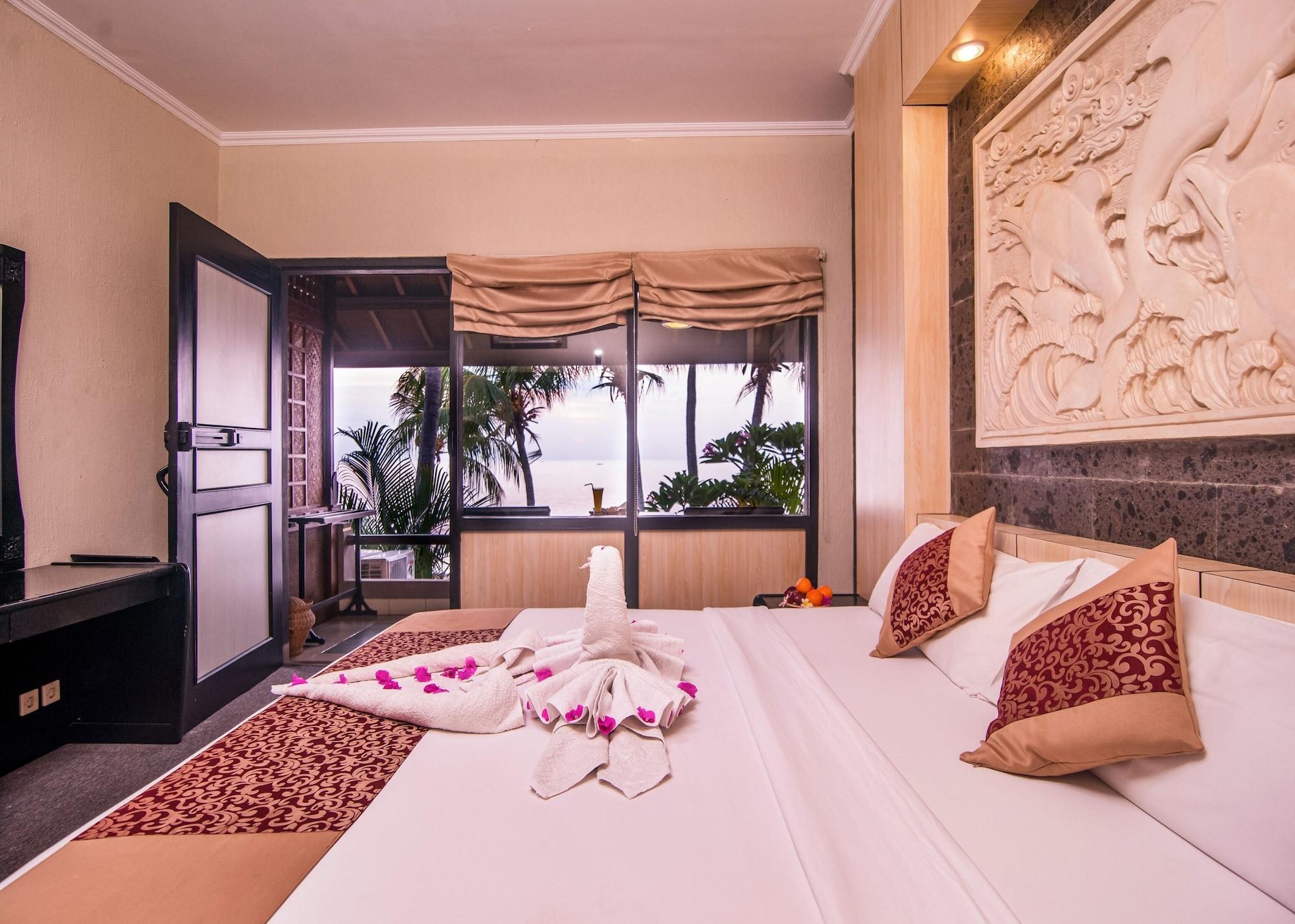 Nugraha Lovina Seaview Resort & Spa Exterior photo