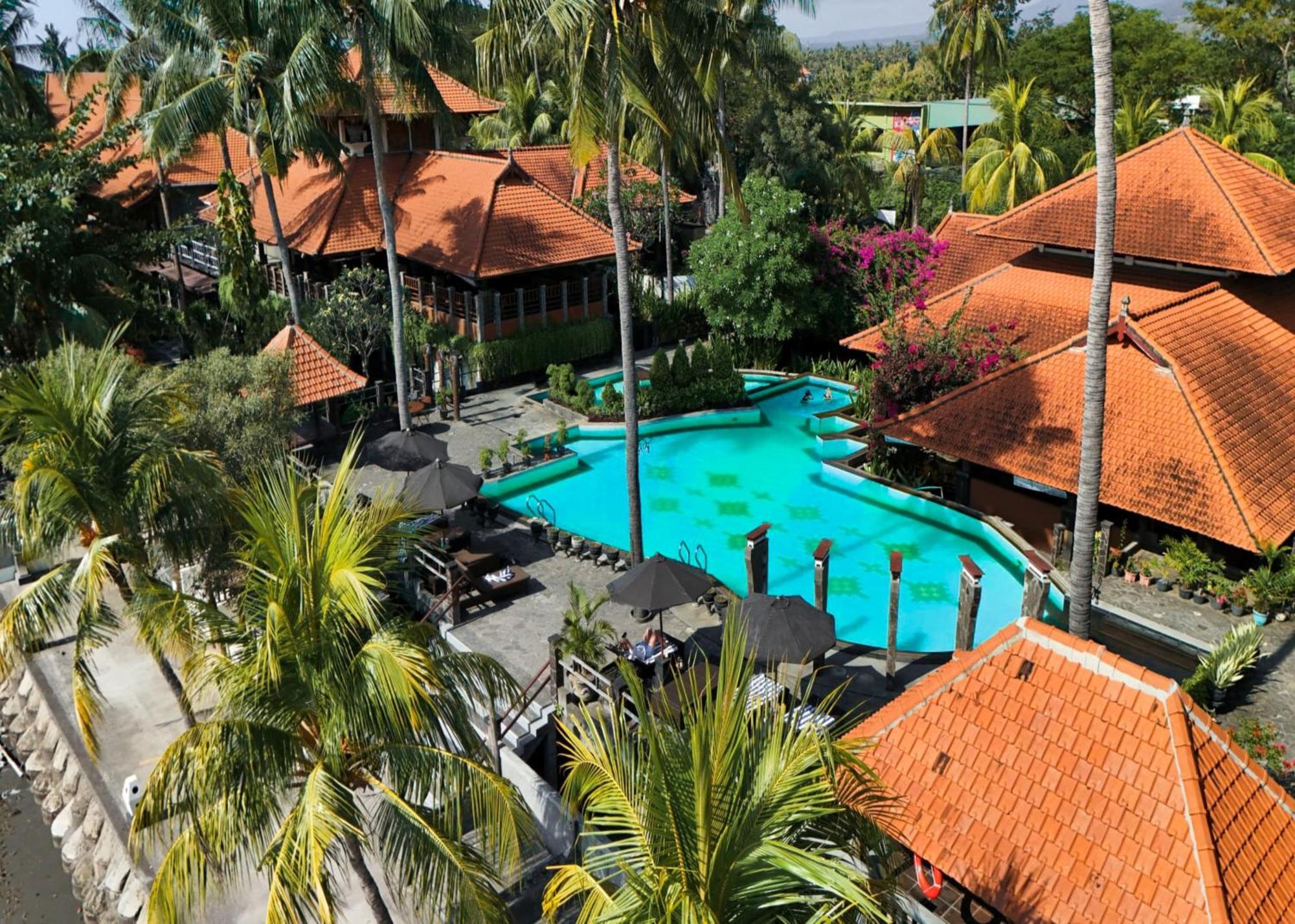 Nugraha Lovina Seaview Resort & Spa Exterior photo