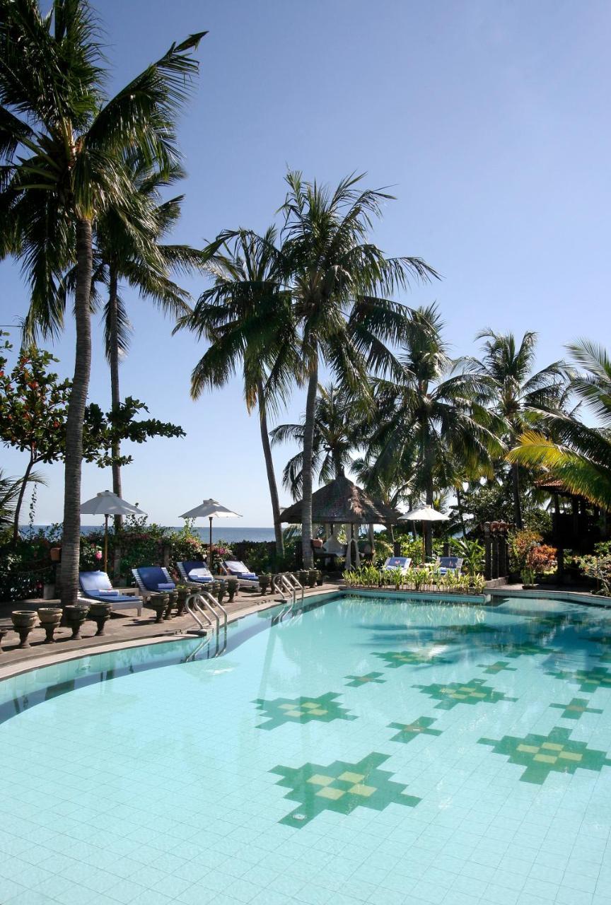 Nugraha Lovina Seaview Resort & Spa Exterior photo